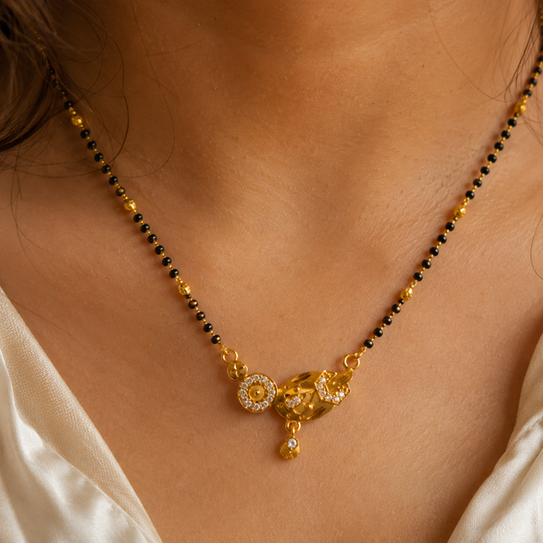 Nyra Celestial Charm Mangalsutra